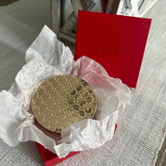 GUCCI Double Sided Compact Mirror NEW in Box VIP Gold Beauty Pocket Mirror NIB - Picture 3 of 5
